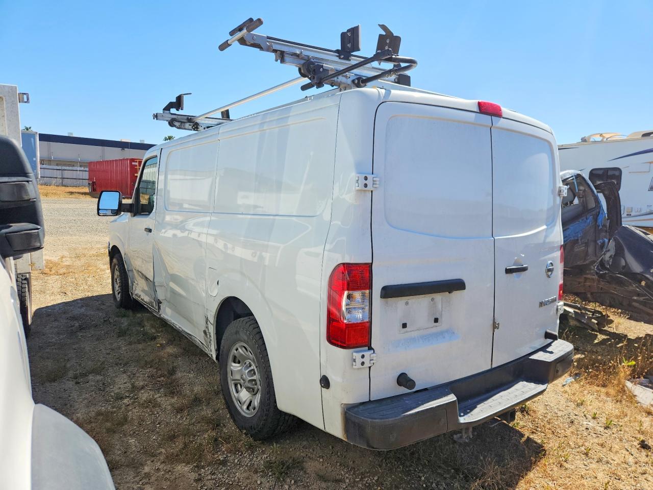 2021 NISSAN NV 2500 HD SL — снимка 2