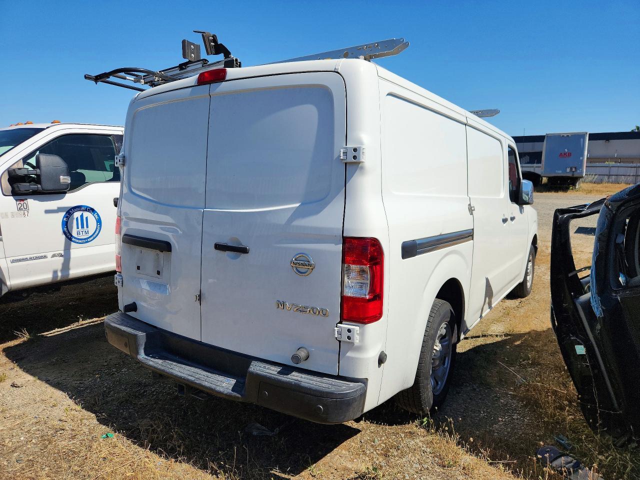 2021 NISSAN NV 2500 HD SL — снимка 3