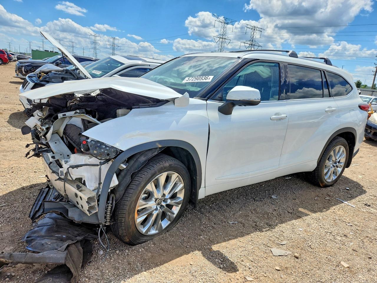 2022 TOYOTA HIGHLANDER LIMITED