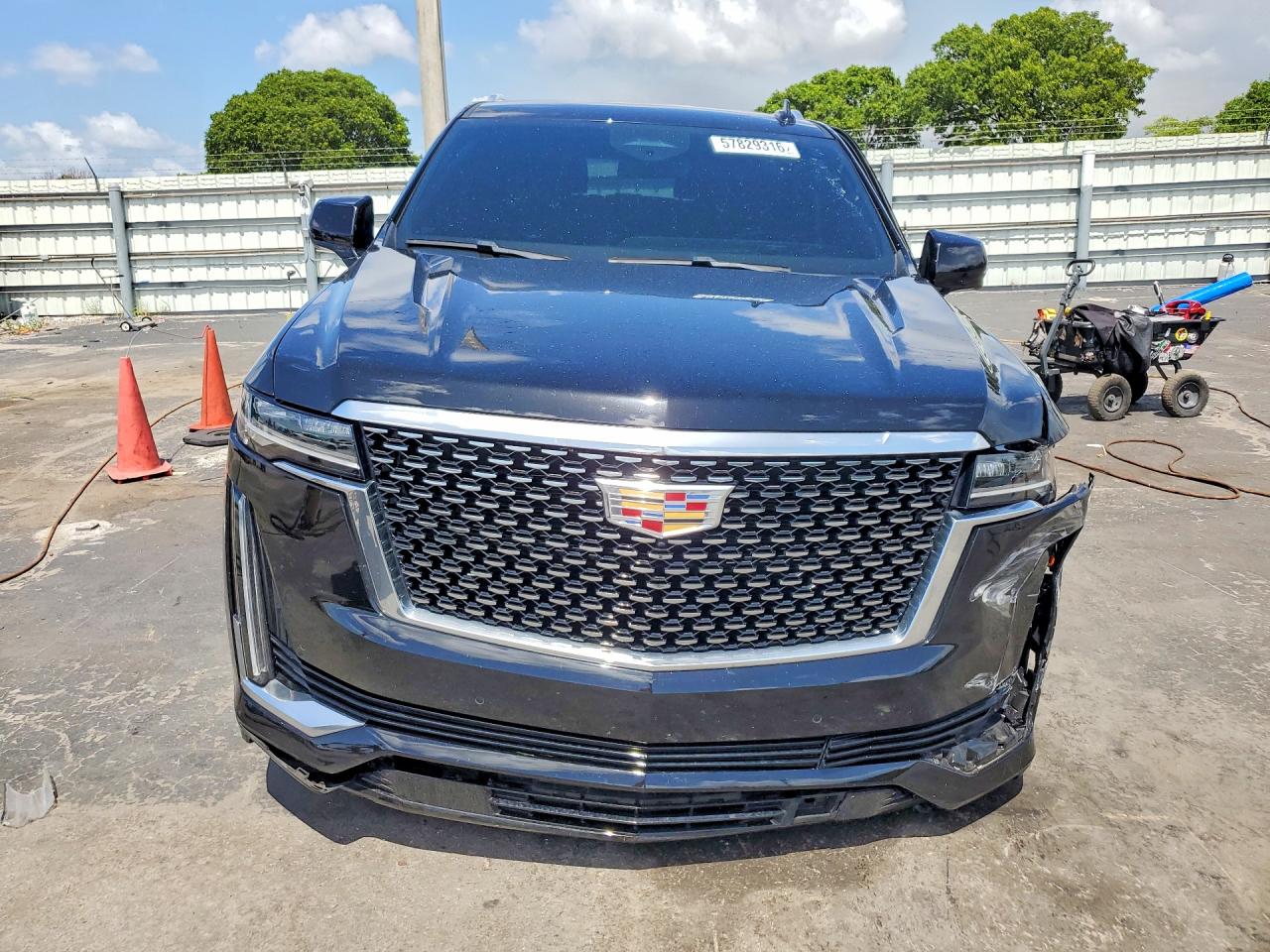 2024 CADILLAC ESCALADE ESV LUXURY — снимка 5