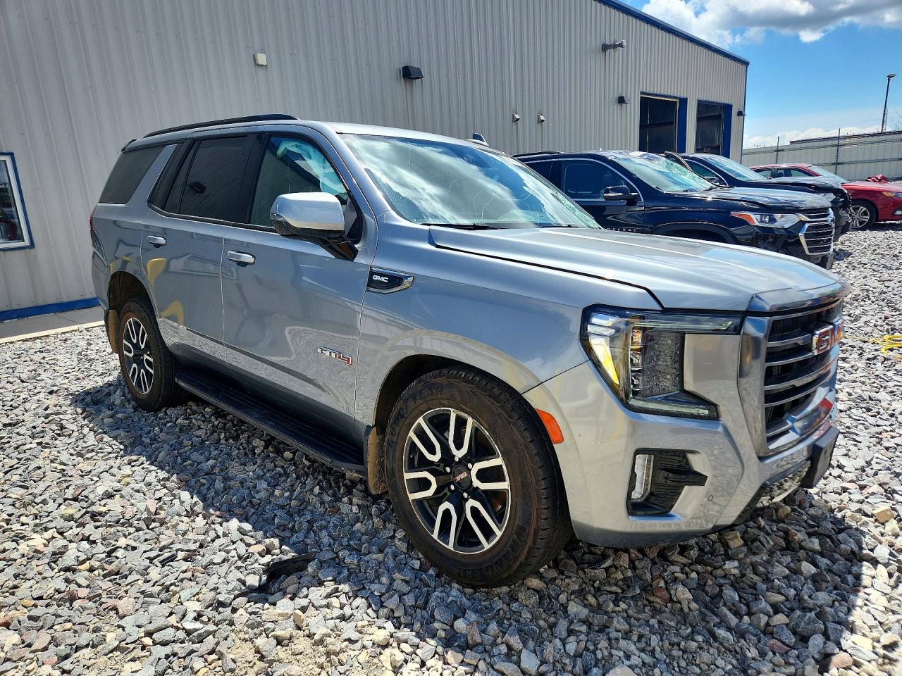 2023 GMC YUKON AT4 — снимка 4