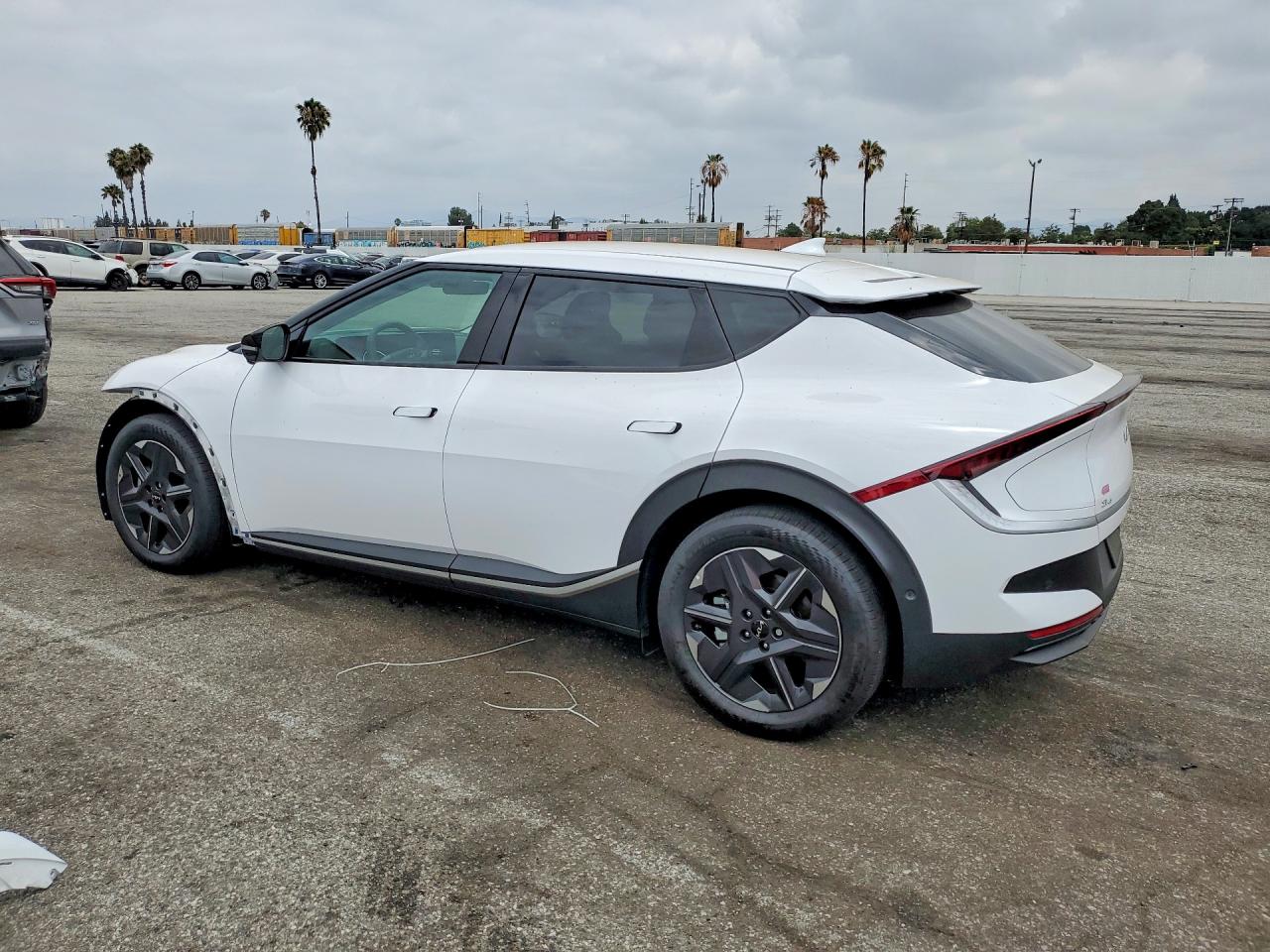 2025 KIA EV6 LIGHT LONG RANGE — снимка 2