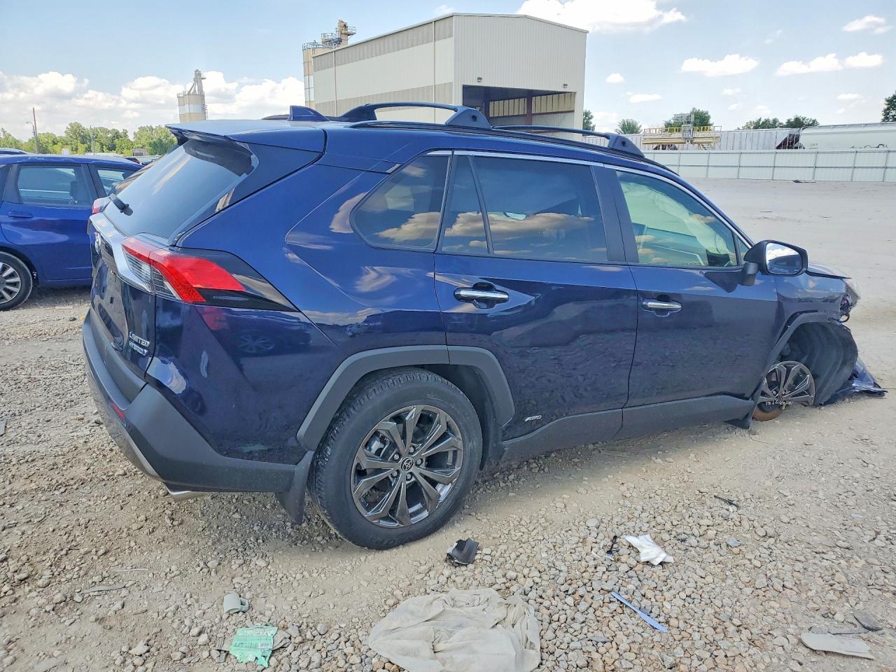 2022 TOYOTA RAV4 LIMITED — снимка 3