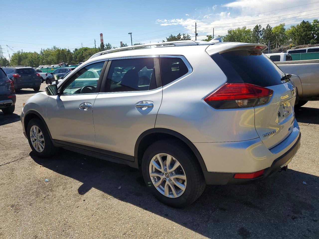 2017 NISSAN ROGUE SV — снимка 2