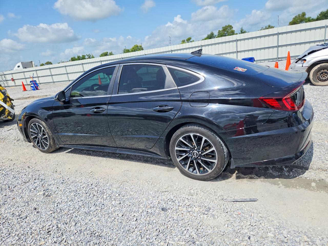 2021 HYUNDAI SONATA LIMITED — снимка 2
