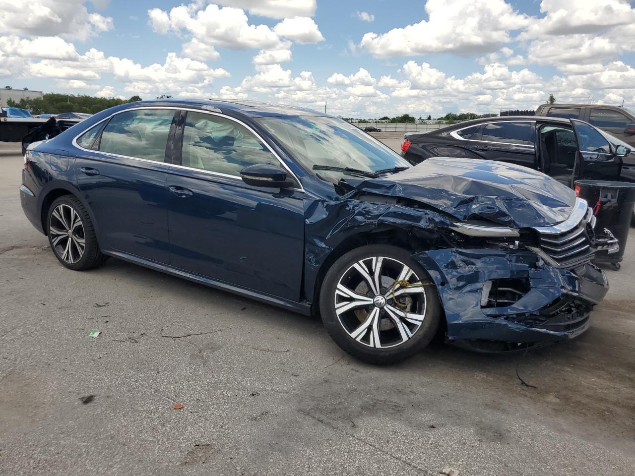 2020 VOLKSWAGEN PASSAT SEL — снимка 4
