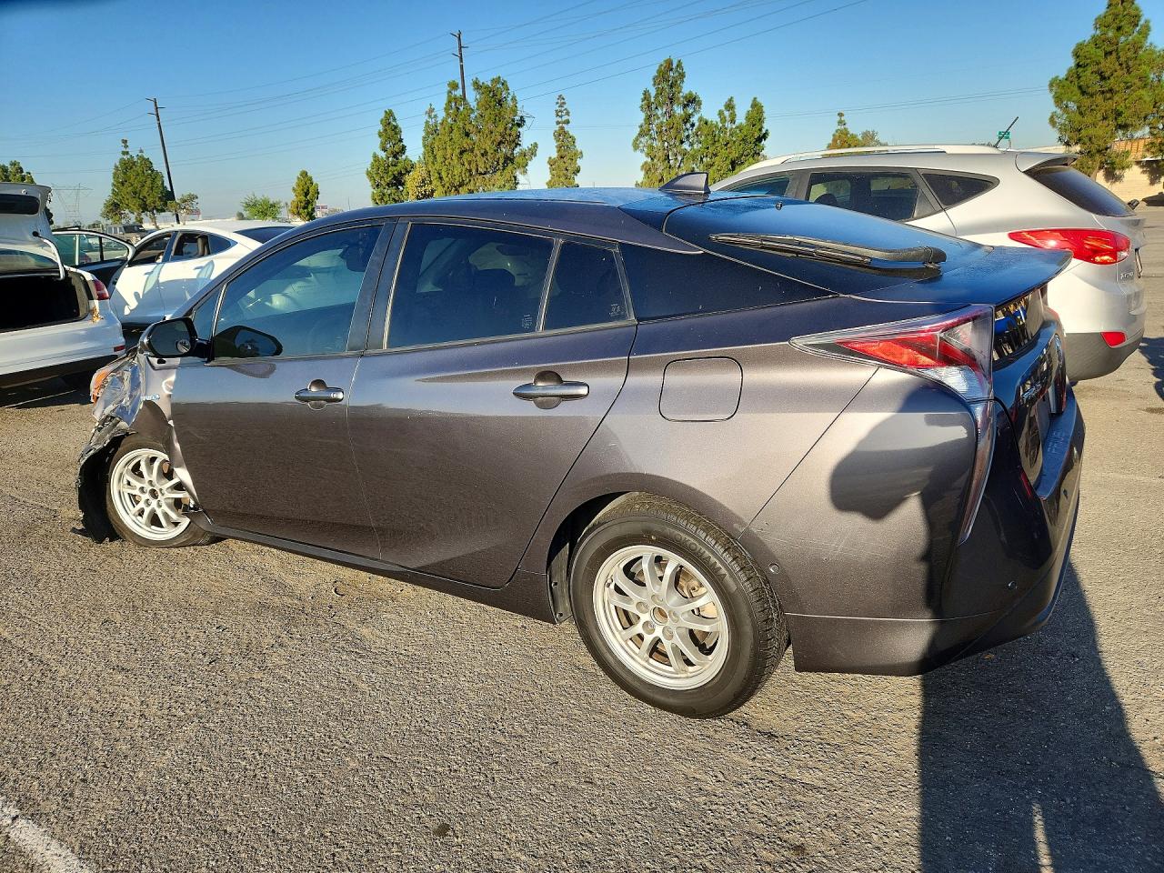 2016 TOYOTA PRIUS FOUR — снимка 2