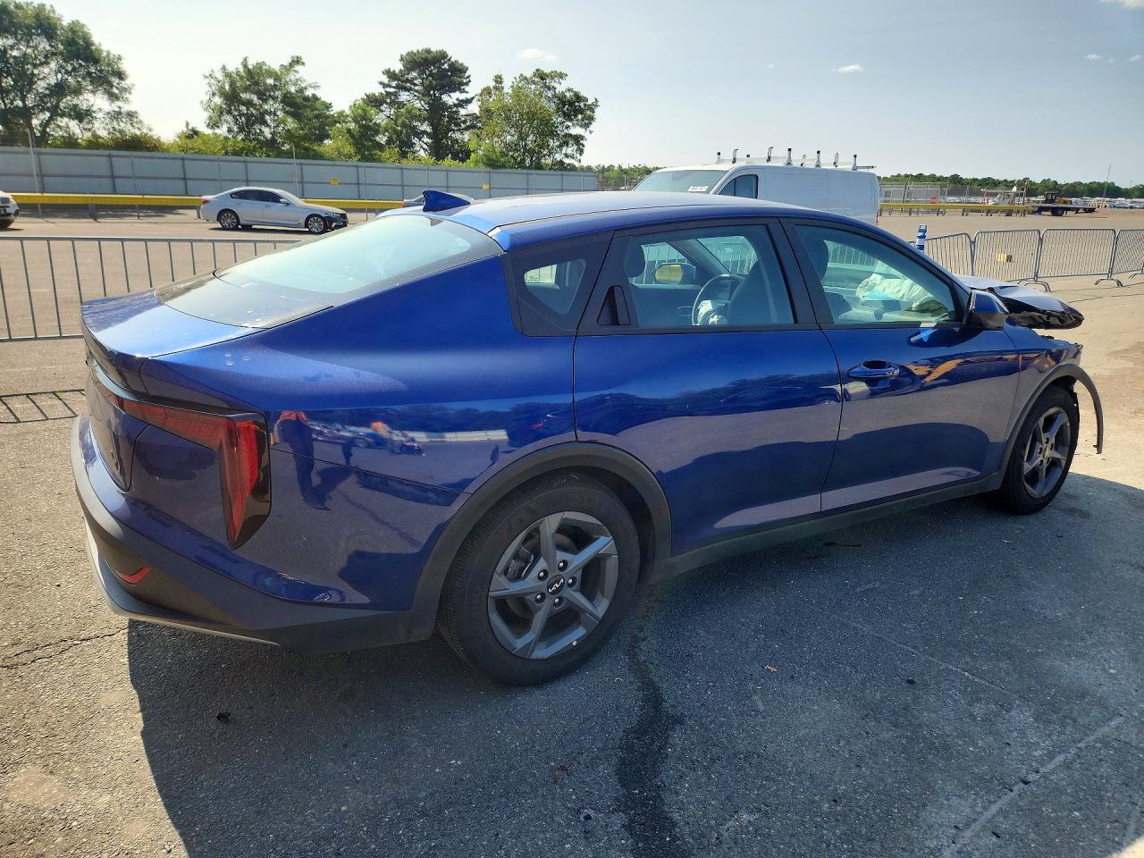 2026 KIA K4 LXS — снимка 3