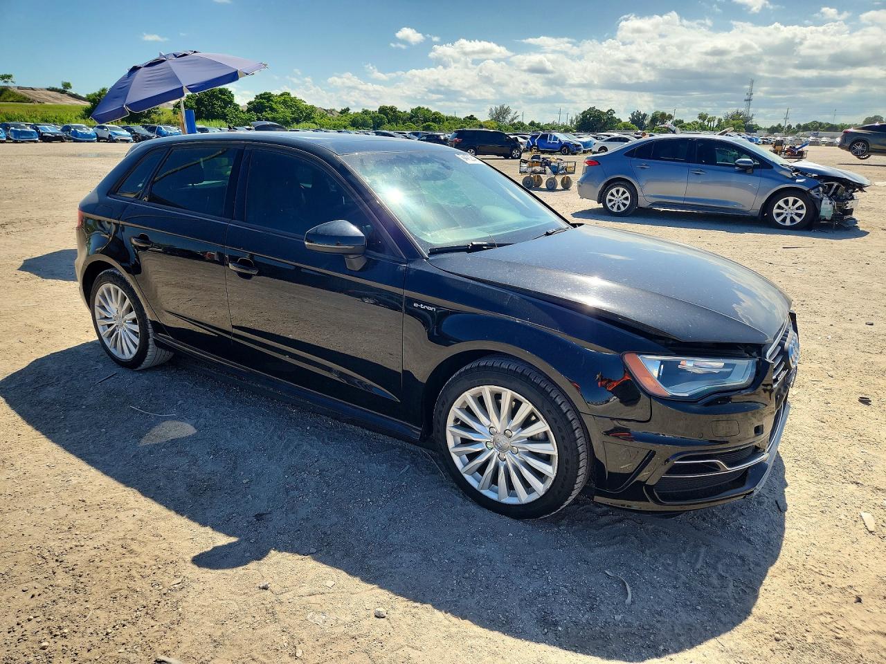 2016 AUDI A3 E-TRON PREMIUM — снимка 4
