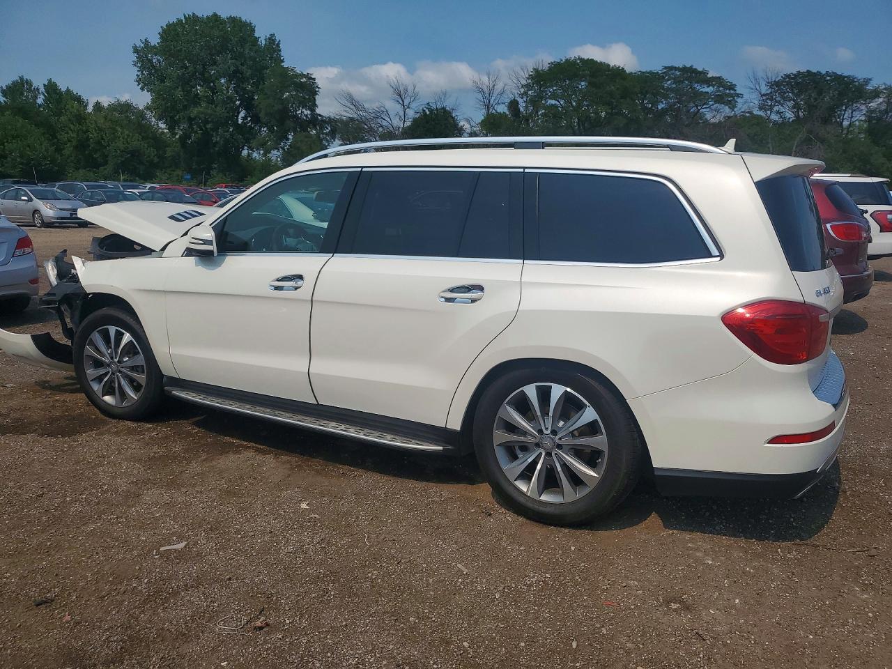 2015 MERCEDES-BENZ GL 450 4MATIC — снимка 2