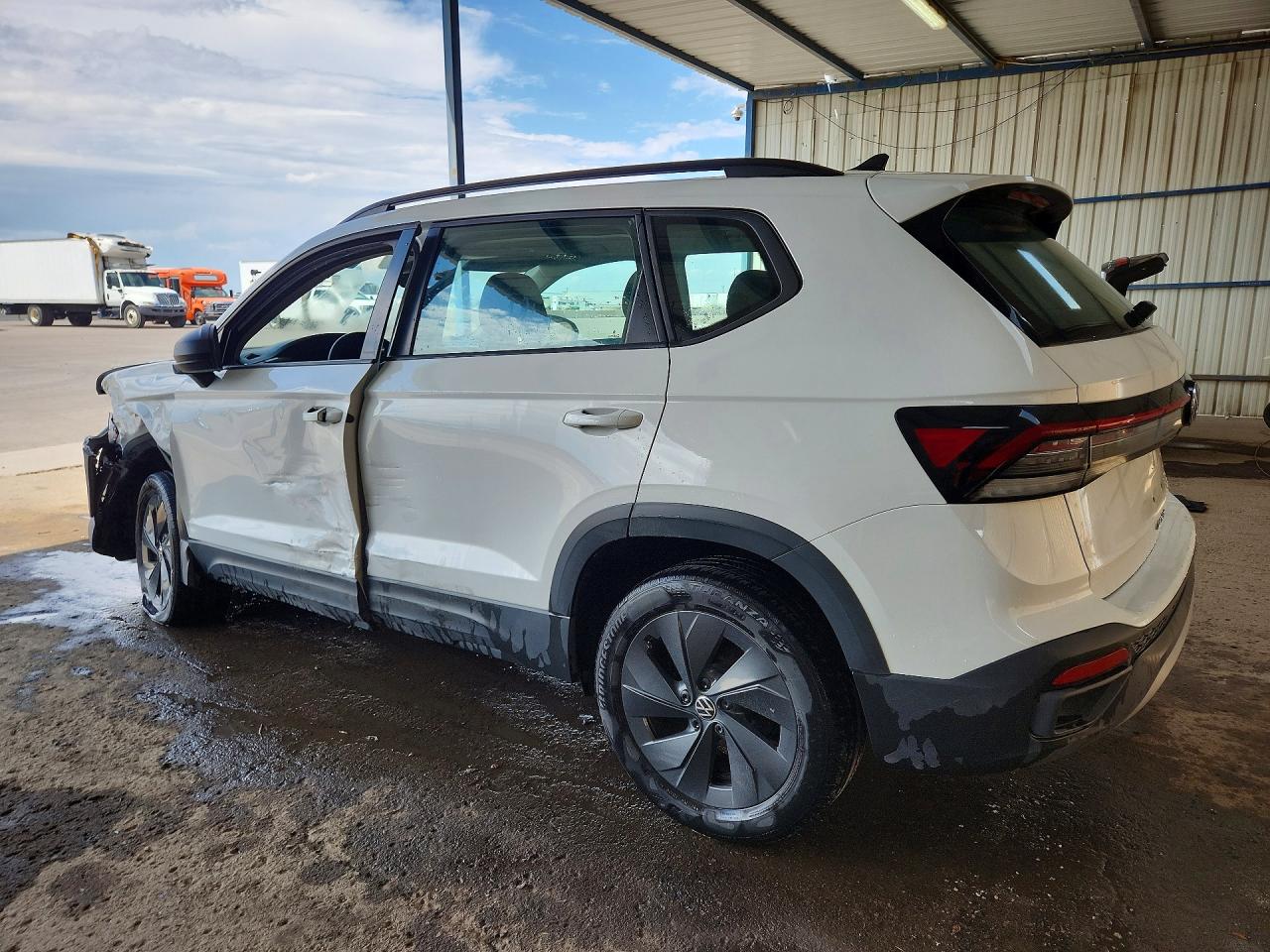2025 VOLKSWAGEN TAOS S — снимка 2