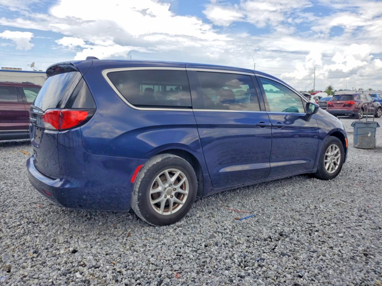 2017 CHRYSLER PACIFICA TOURING — снимка 3