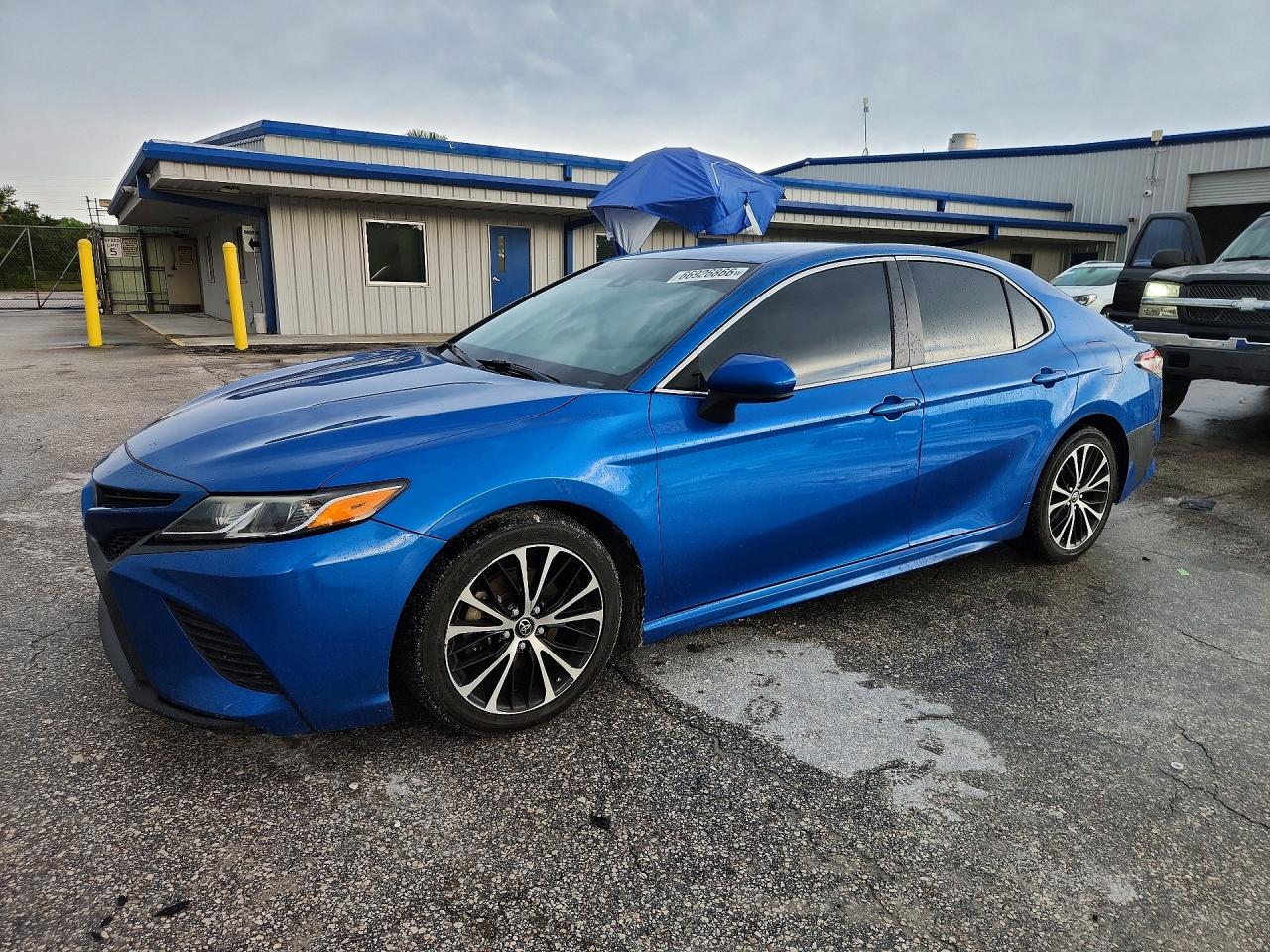 2019 TOYOTA CAMRY SE