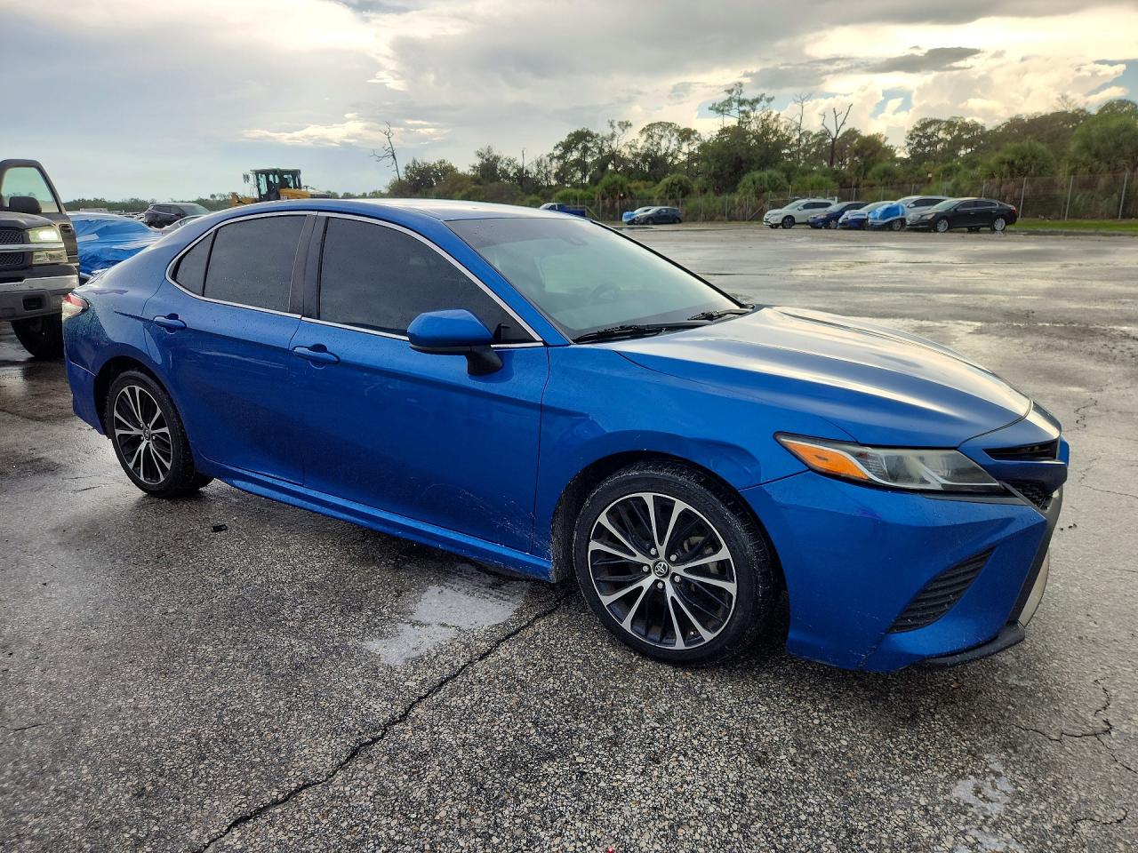 2019 TOYOTA CAMRY SE — снимка 4