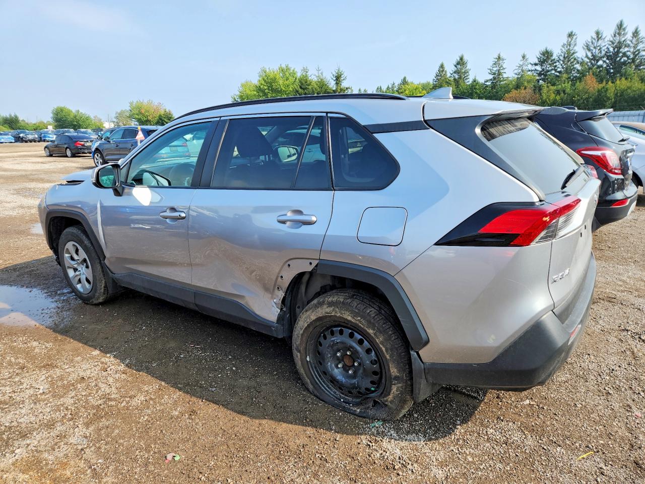 2019 TOYOTA RAV4 LE — снимка 2