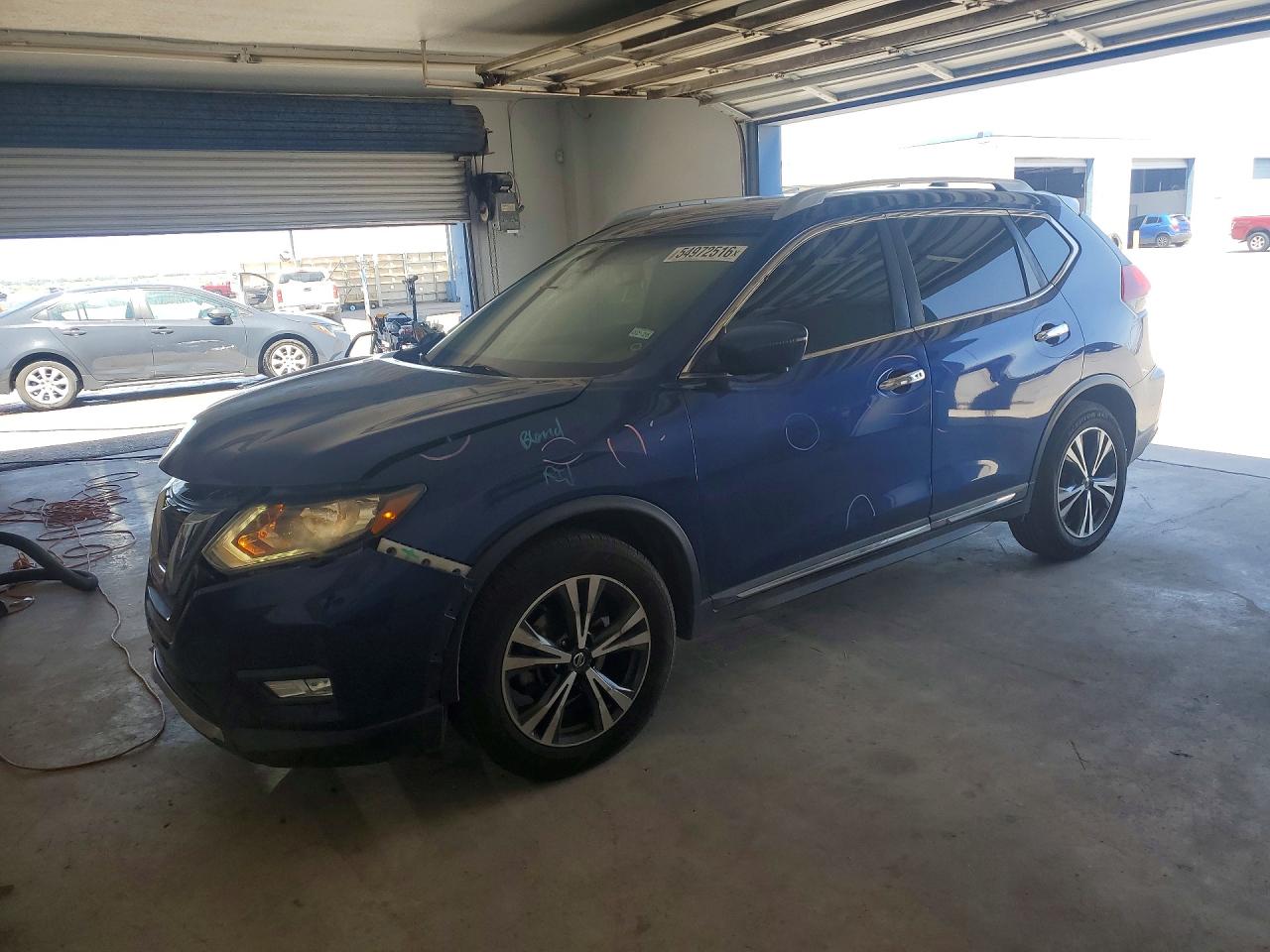 2018 NISSAN ROGUE SL