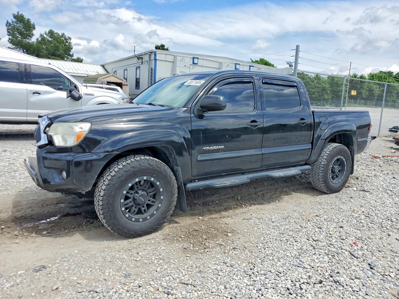 2015 TOYOTA TACOMA V6
