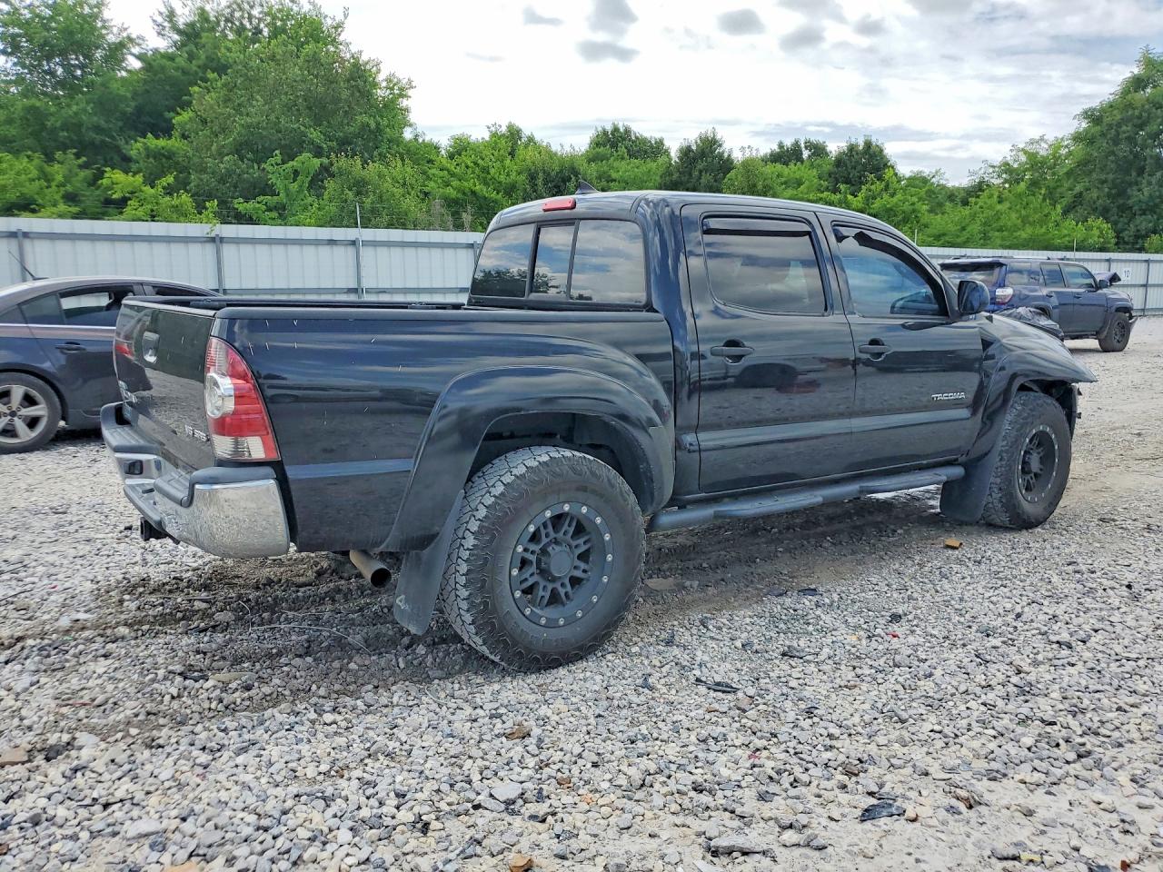 2015 TOYOTA TACOMA V6 — снимка 3