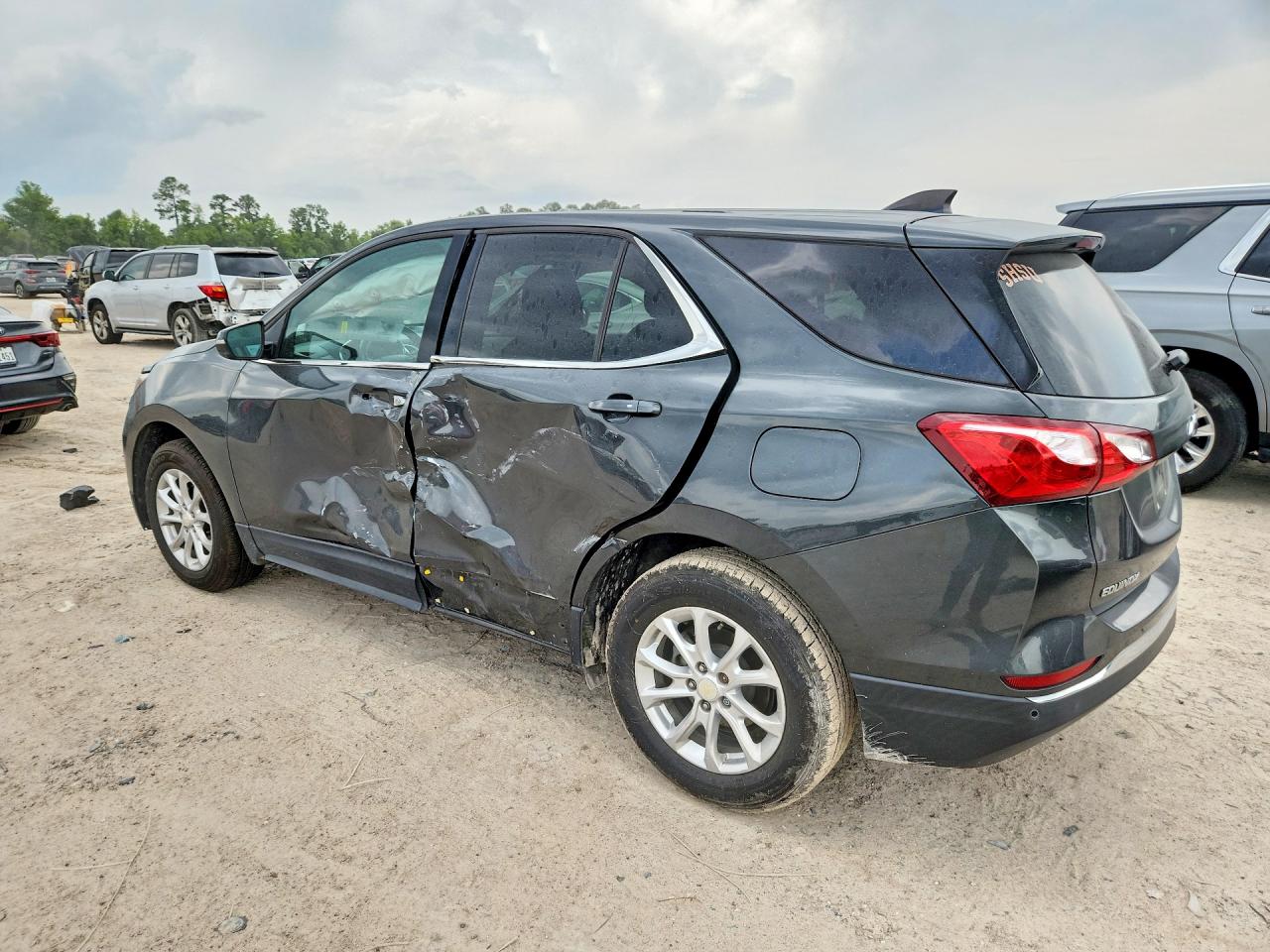 2019 CHEVROLET EQUINOX LT — снимка 2