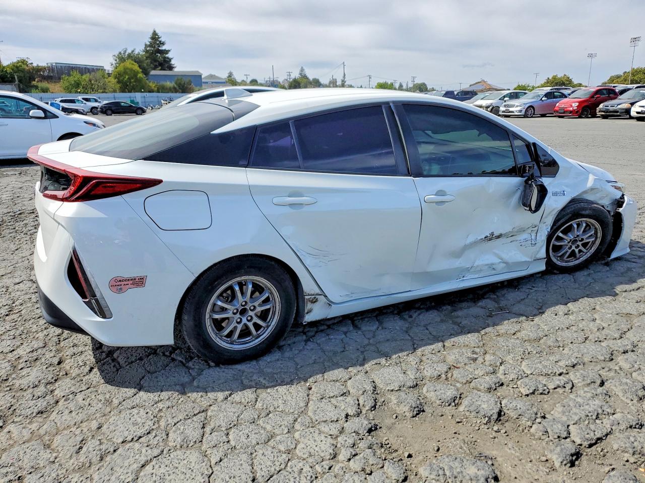 2020 TOYOTA PRIUS PRIME LE — снимка 3