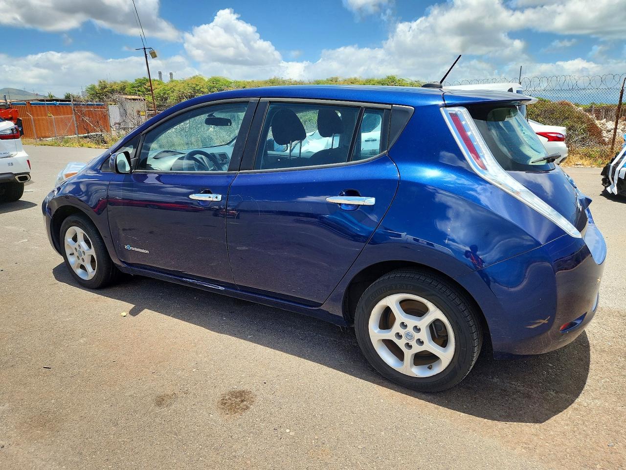 2017 NISSAN LEAF S — снимка 2