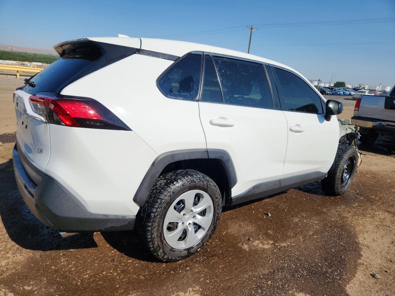 2022 TOYOTA RAV4 LE — снимка 3