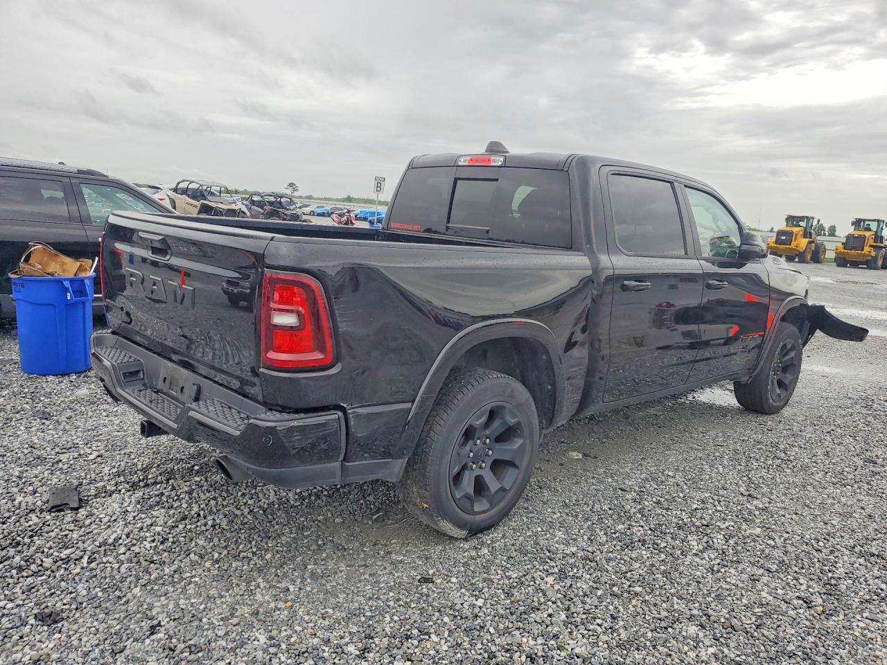 2025 RAM 1500 BIG HORN/LONE STAR — снимка 3