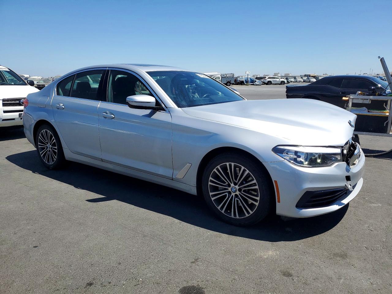 2020 BMW 530 I — снимка 4