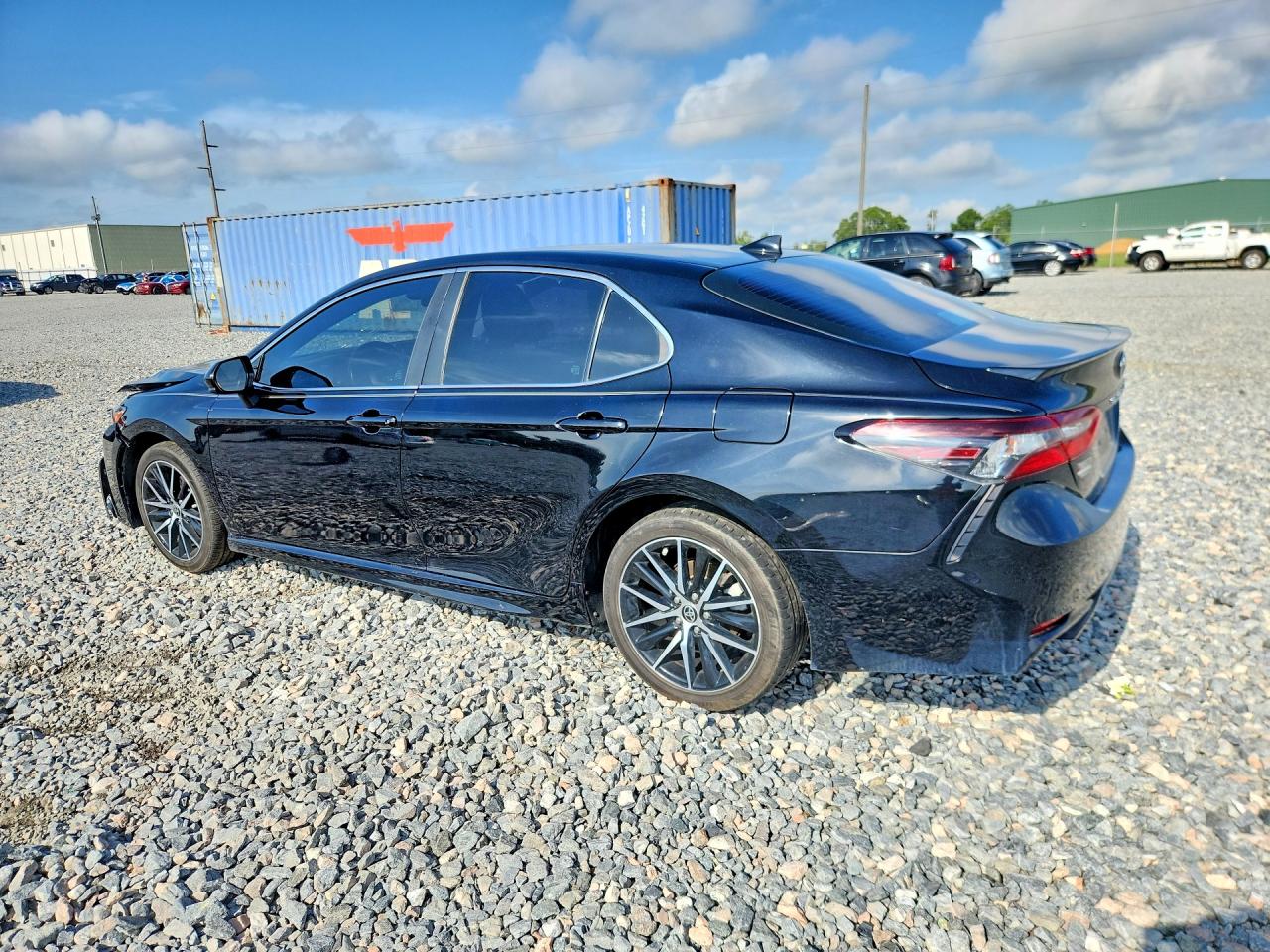 2021 TOYOTA CAMRY SE — снимка 2