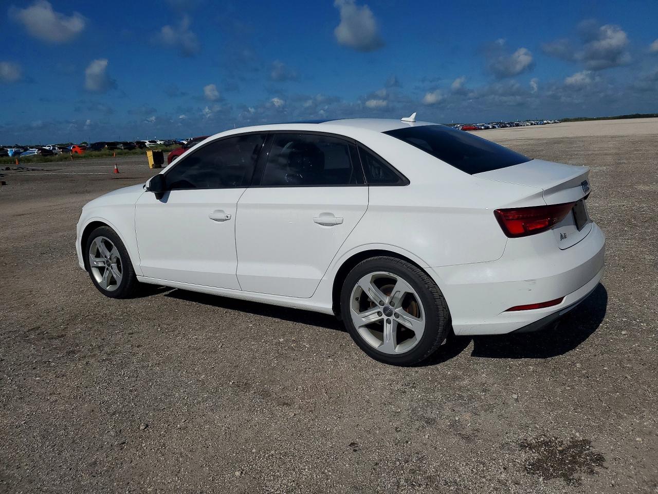2017 AUDI A3 PREMIUM — снимка 2