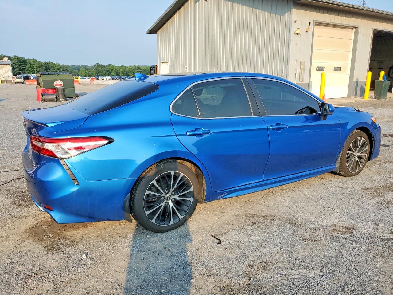 2020 TOYOTA CAMRY SE — снимка 3