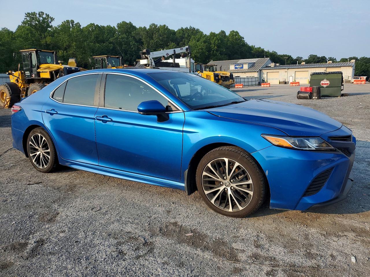 2020 TOYOTA CAMRY SE — снимка 4