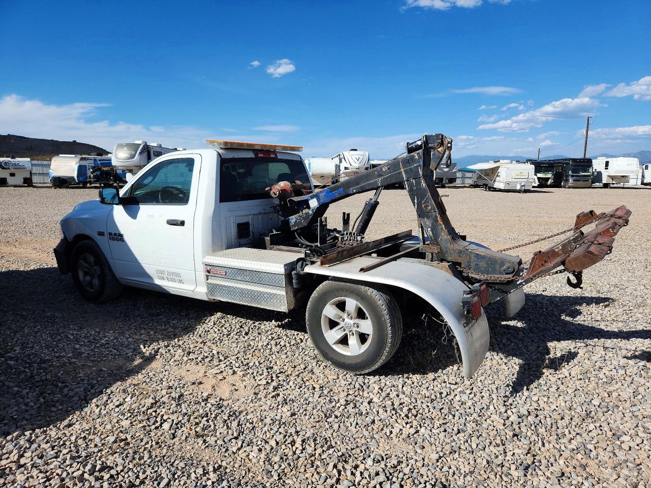 2015 RAM 3500 ST — снимка 2