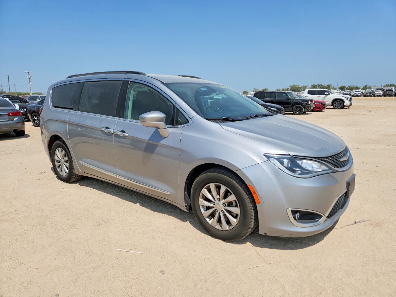 2017 CHRYSLER PACIFICA TOURING L — снимка 4
