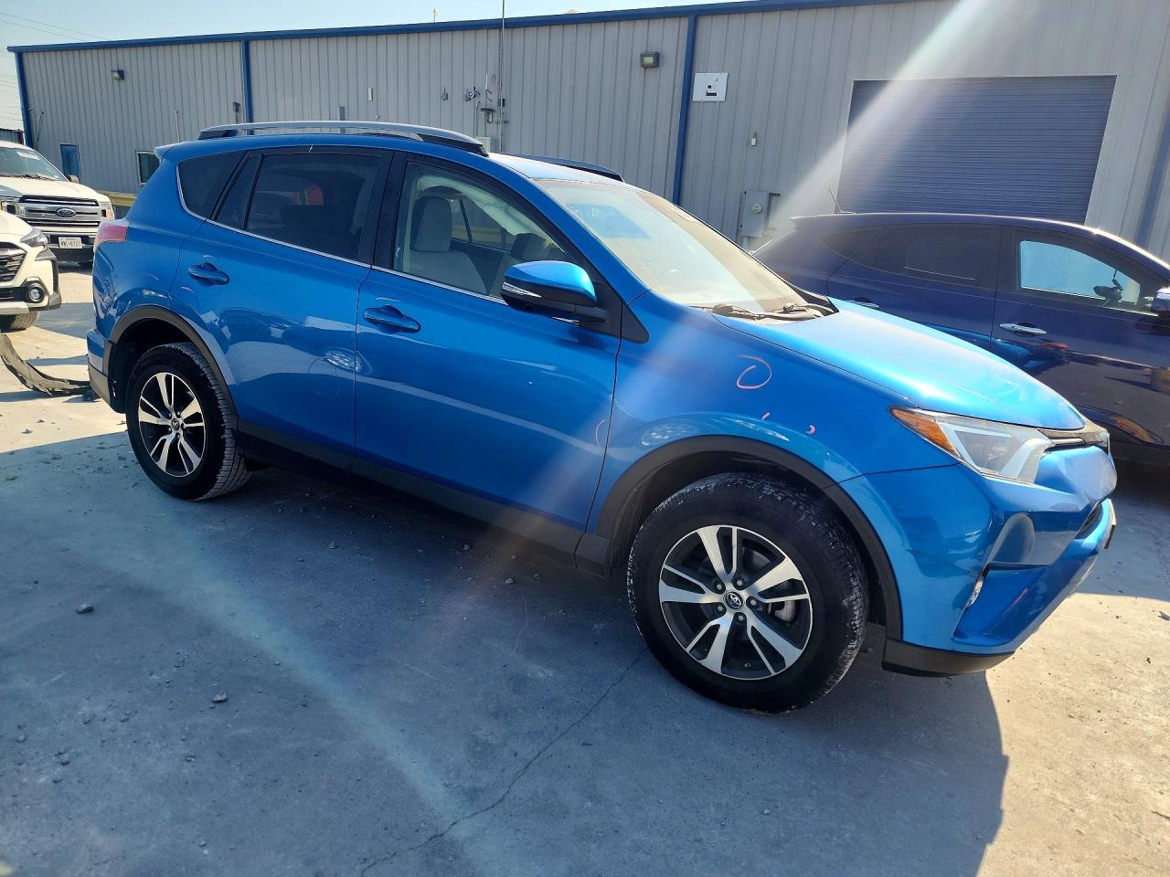 2018 TOYOTA RAV4 XLE — снимка 4