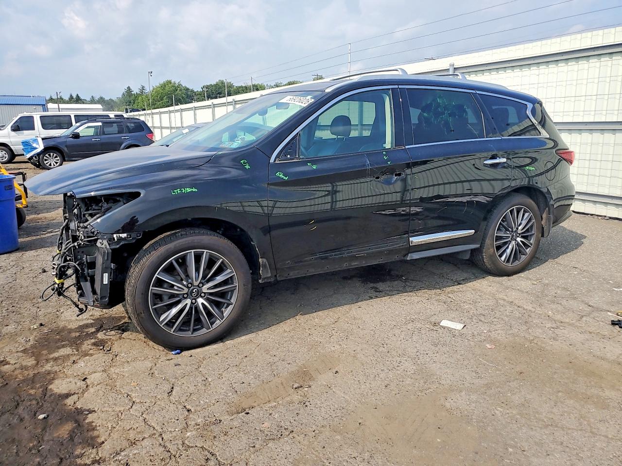 2019 INFINITI QX60 LUXE