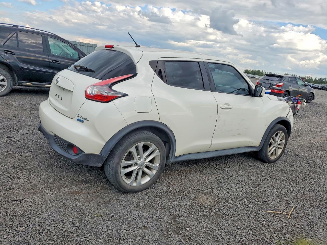 2015 NISSAN JUKE S — снимка 3
