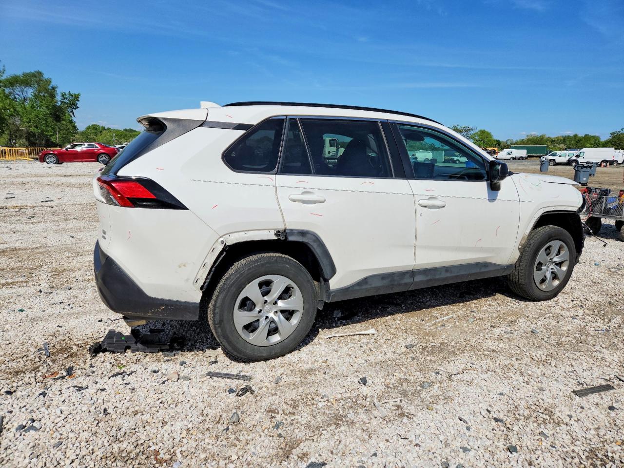2020 TOYOTA RAV4 LE — снимка 3