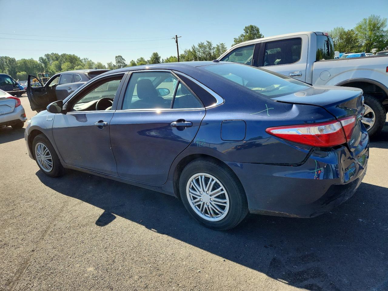 2016 TOYOTA CAMRY HYBRID LE — снимка 2