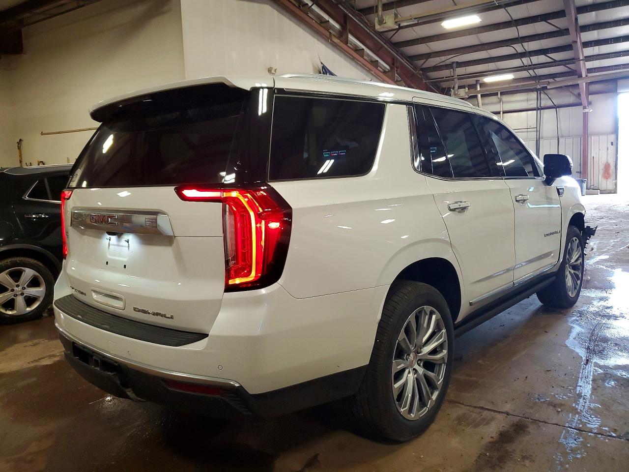 2022 GMC YUKON DENALI — снимка 3