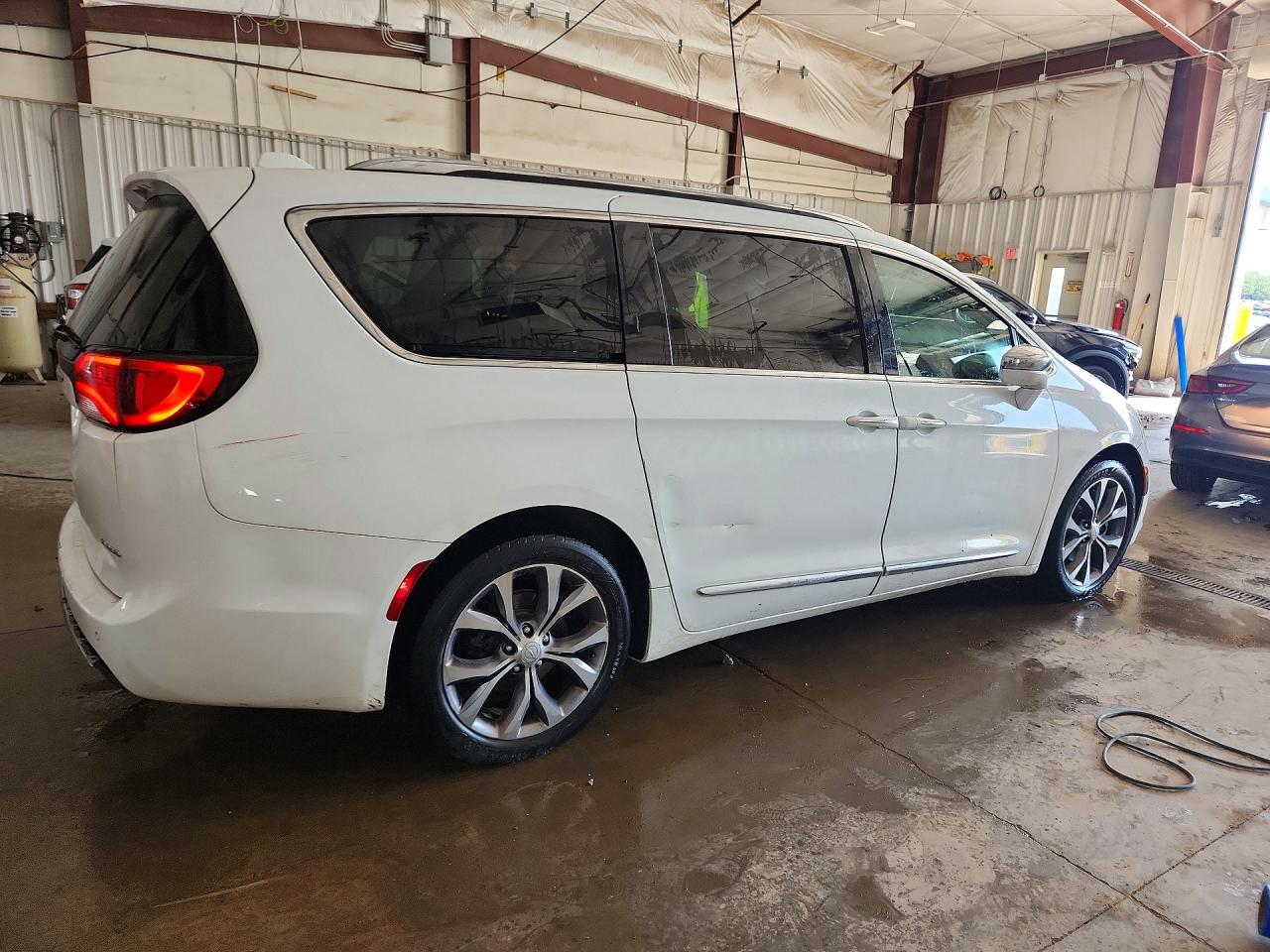 2018 CHRYSLER PACIFICA LIMITED — снимка 3