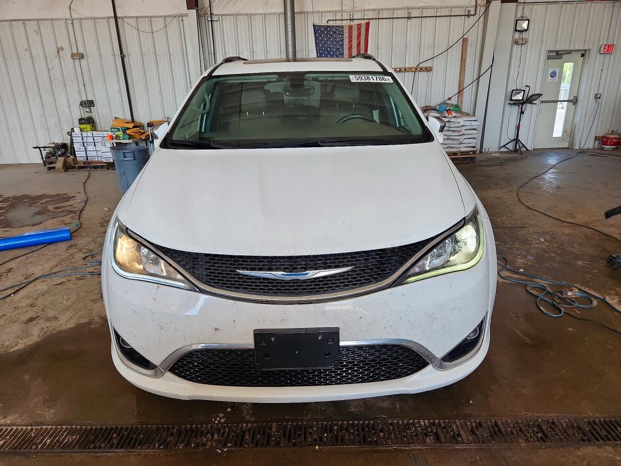 2018 CHRYSLER PACIFICA LIMITED — снимка 5