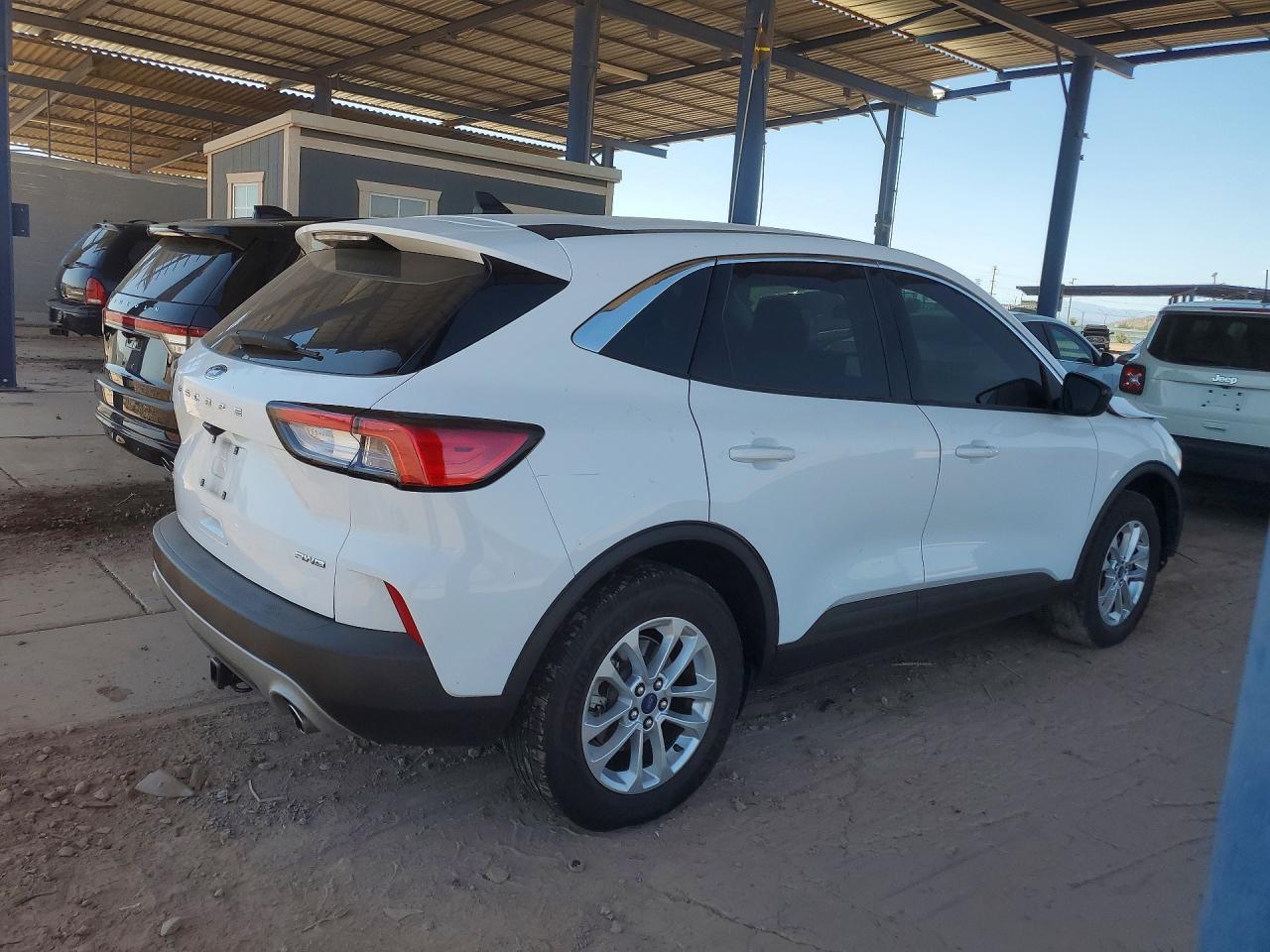 2022 FORD ESCAPE SE — снимка 3