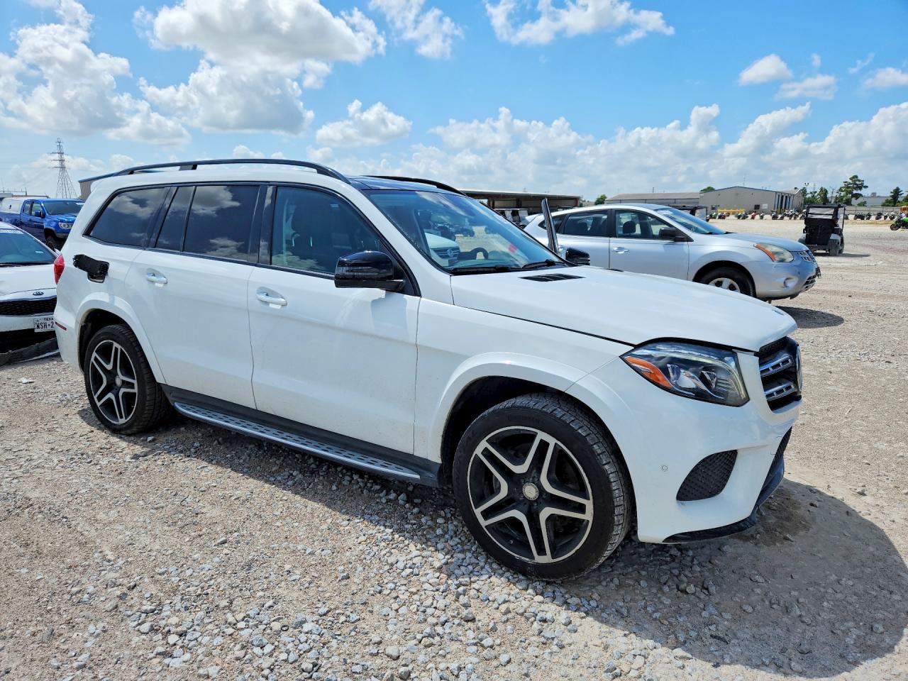 2017 MERCEDES-BENZ GLS 550 4MATIC — снимка 4