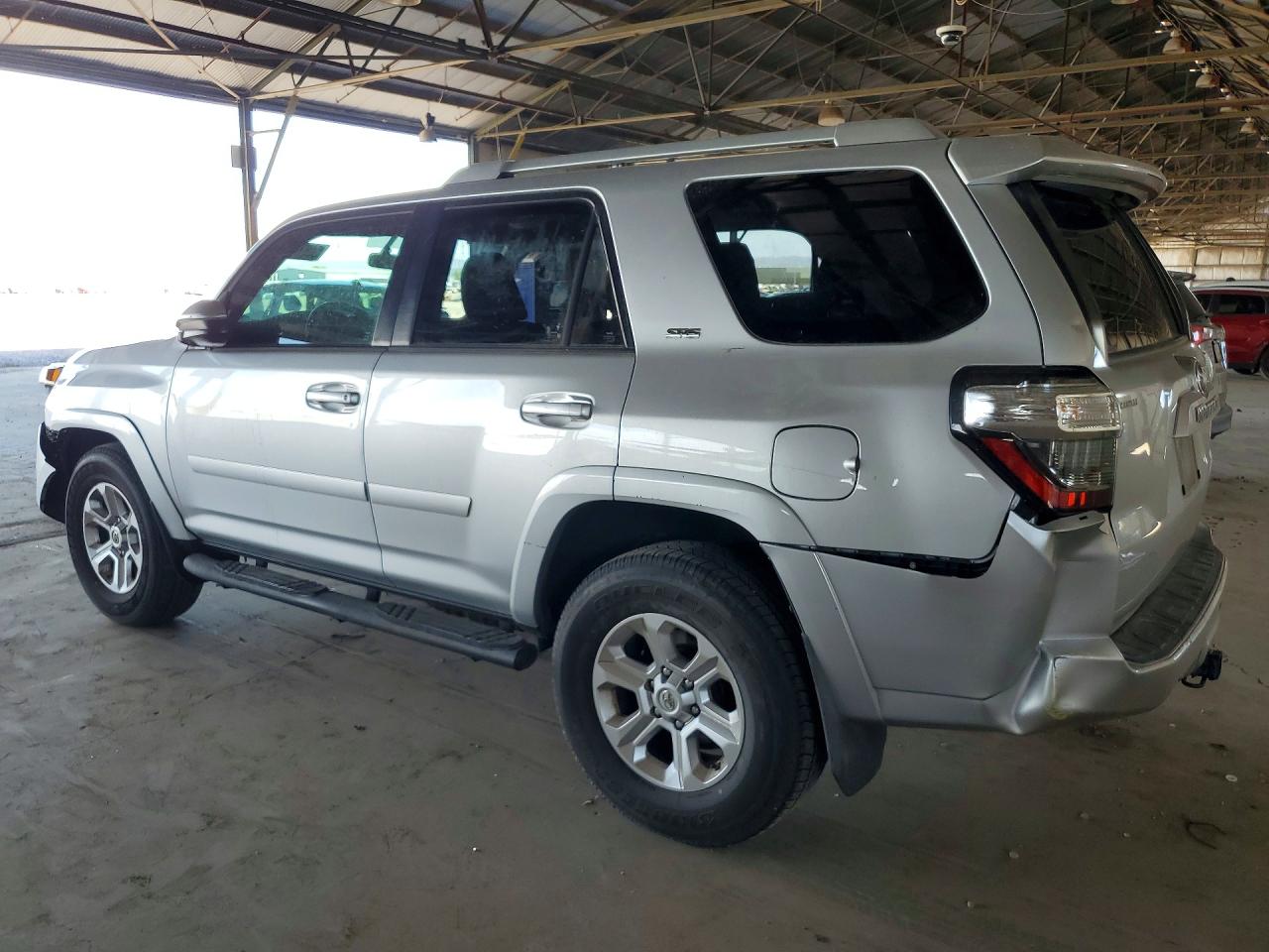 2018 TOYOTA 4RUNNER SR5 — снимка 2