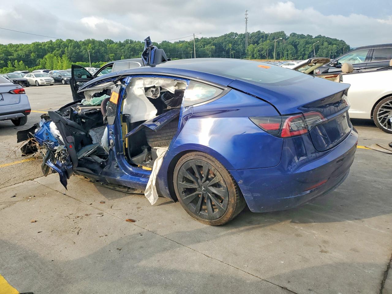 2022 TESLA MODEL 3 — снимка 2