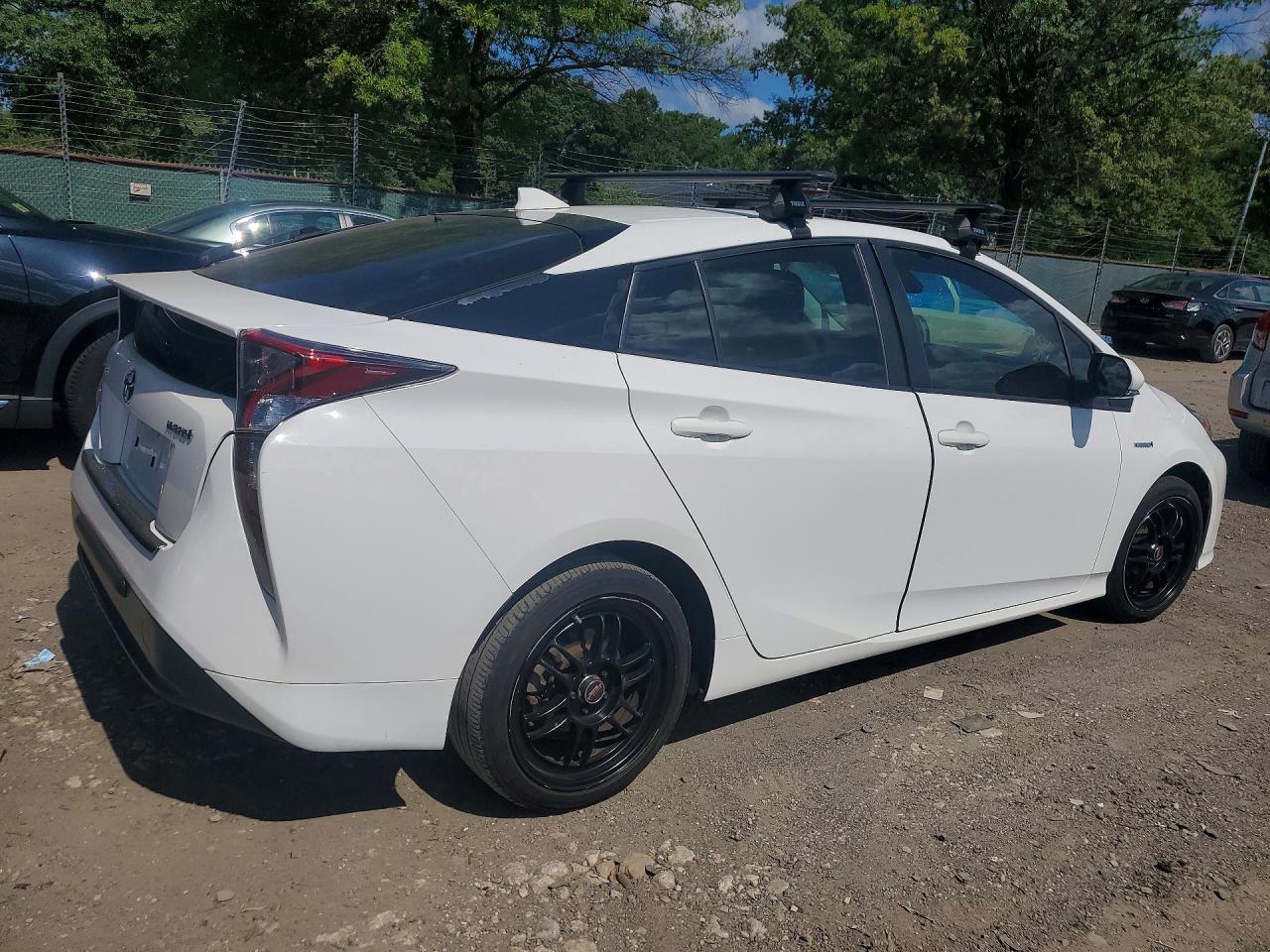 2017 TOYOTA PRIUS TWO — снимка 3
