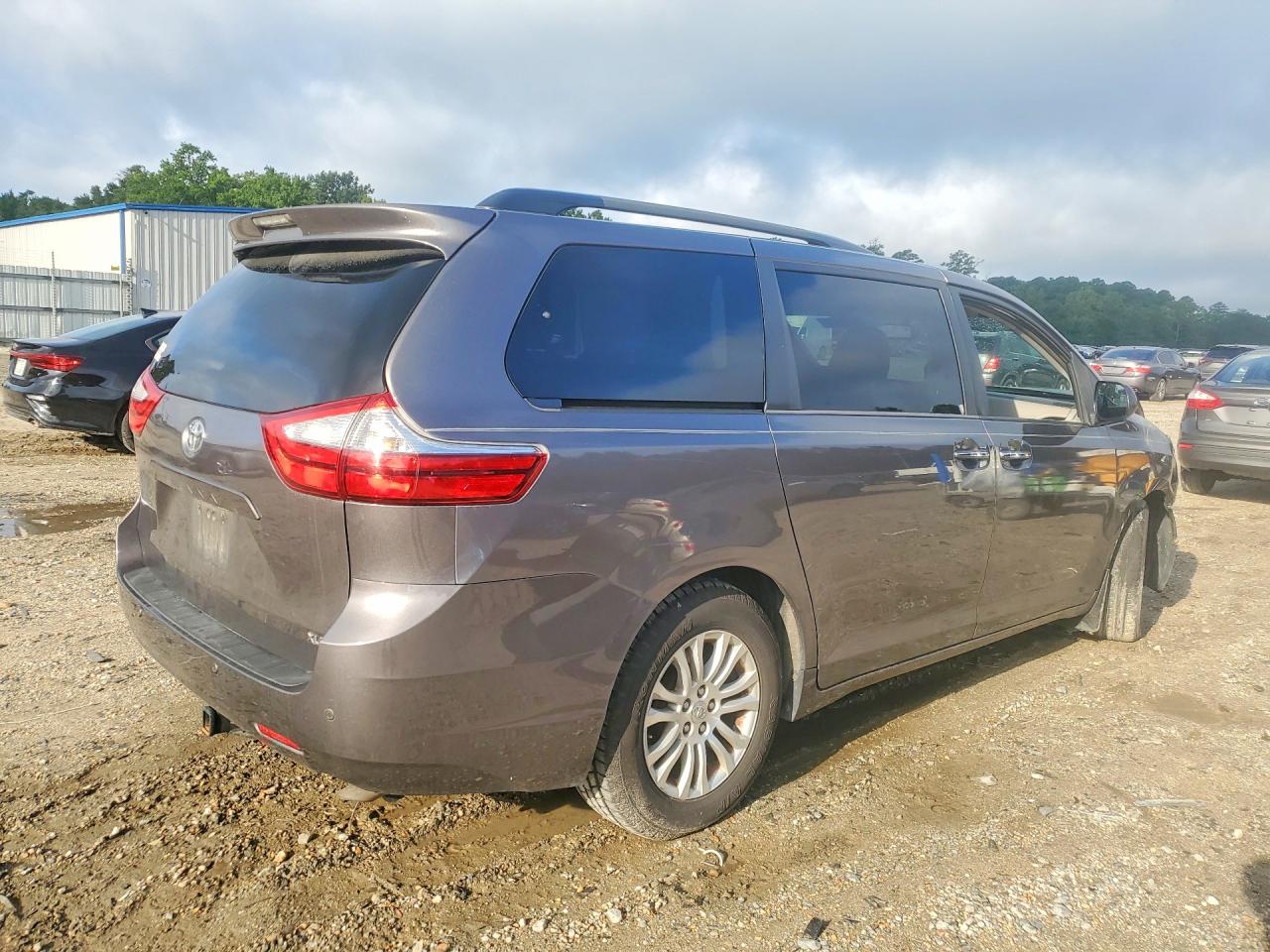 2015 TOYOTA SIENNA CE — снимка 3