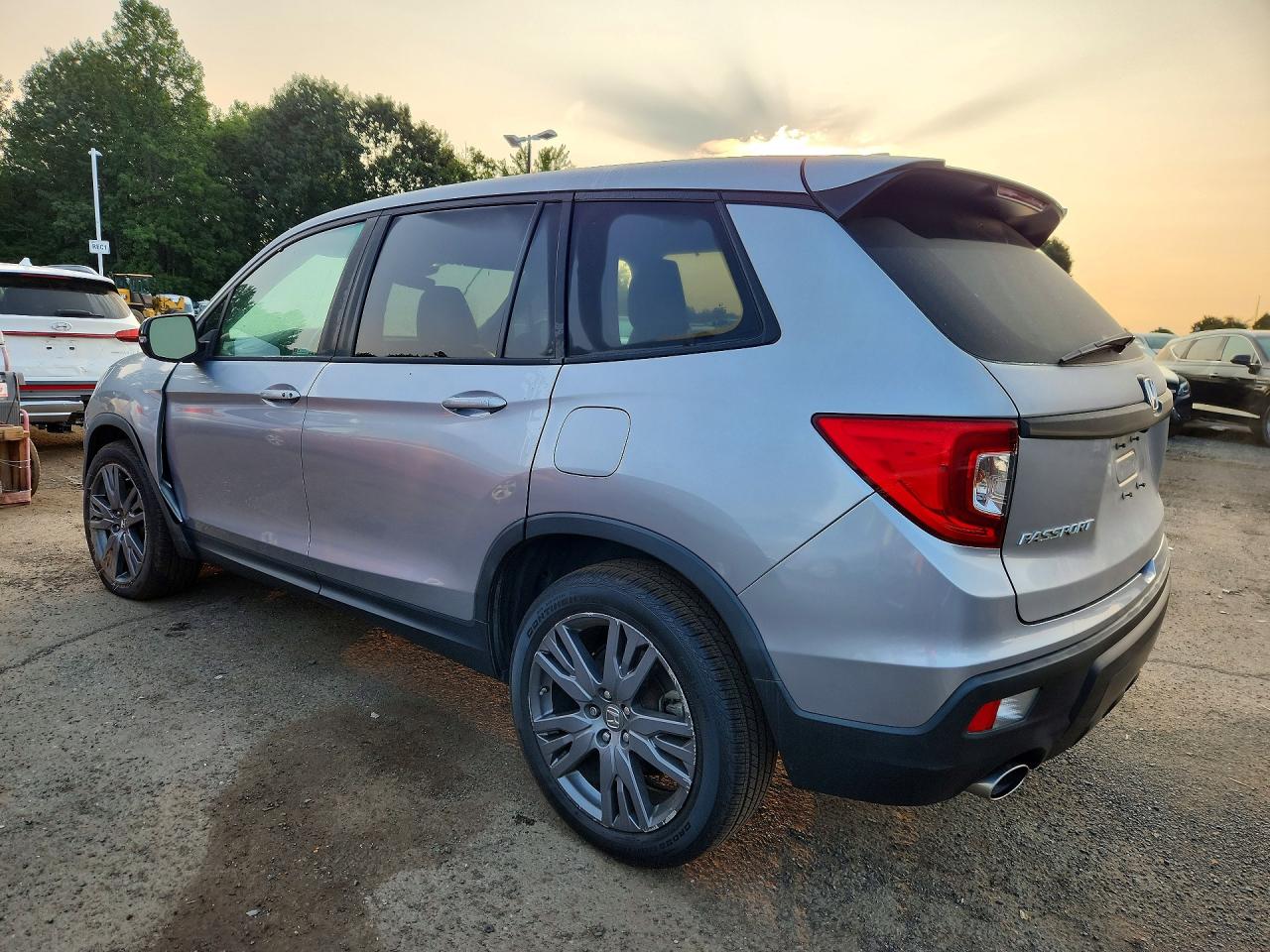 2020 HONDA PASSPORT EXL — снимка 2