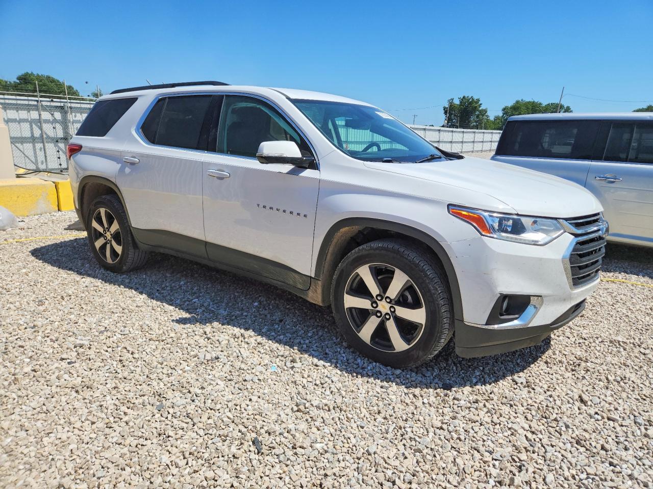 2020 CHEVROLET TRAVERSE LT — снимка 4